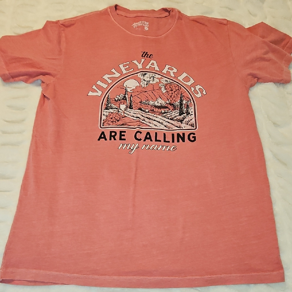 BKE Pink Vineyards Graphic Women's Tee